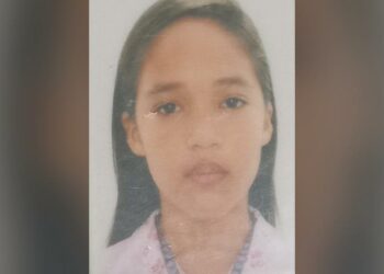 Mãe desesperada procura por filha que está desaparecida há mais de 1 mês em Manaus