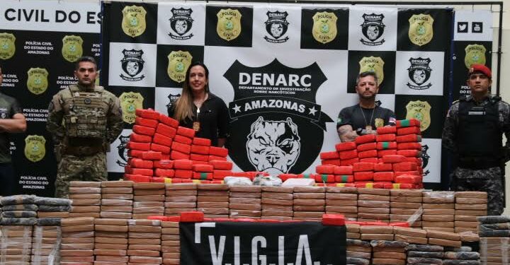 Telesé! Polícia apreende 1 tonelada de cocaína, avaliada em R$17 milhões, no AM