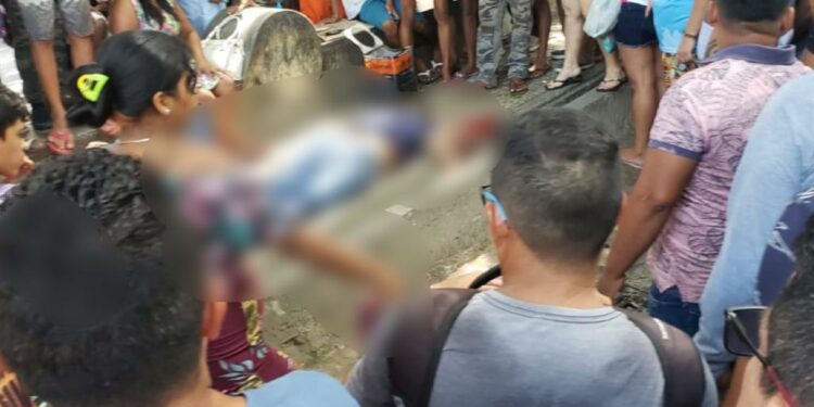 Homem é baleado enquanto caminhava com a esposa no Centro de Manaus