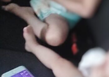 Mãe abandona três filhas bebês no quintal de casa na Zona Leste de Manaus