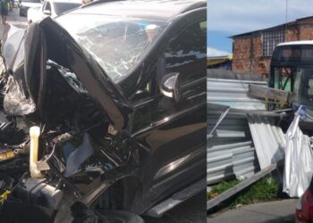 Carro é destruído durante acidente com ônibus em Manaus