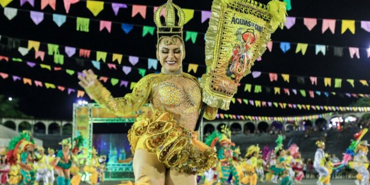 Segunda noite de festival folclórico agita público no Centro Cultural Povos da Amazônia