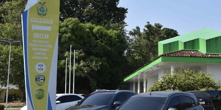 Homem tenta estuprar à força prima da esposa: ‘sonho era ficar com ela’