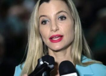 Juíza tenta induzir criança a desistir de aborto: ‘suportaria ficar mais um pouquinho com o bebê?