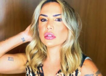 Influencer perde contrato ao ofender gordas, assalariadas e ser xenófoba