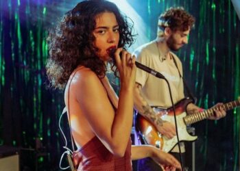 Revelação da música pop, Marina Sena fará show em Manaus
