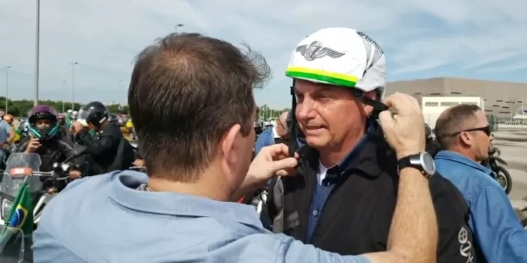 Motociata de Bolsonaro vai percorrer vários bairros de Manaus; veja quais