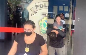 Suspeito se entrega e confessa de ter matado professor de dança com golpe de faca em Manaus