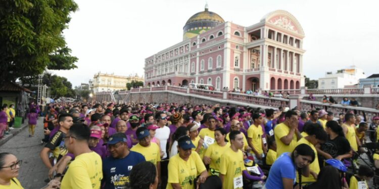 Corrida em comemoração aos 125 anos do Teatro Amazonas reúne 1.500 atletas
