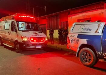 Homem trava luta e acaba baleado dentro de casa, no Zumbi; mãe o encontrou agonizando