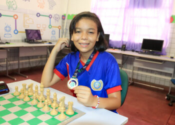 Aluna da Prefeitura de Manaus é campeã de xadrez dos JEAs