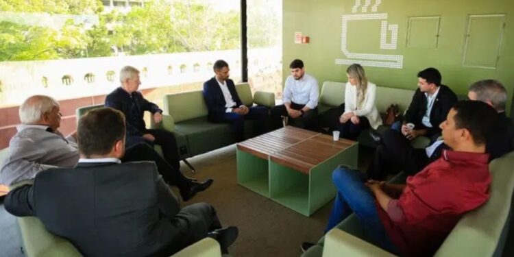 Prefeitura de Manaus faz os últimos ajustes para chegada do 5G