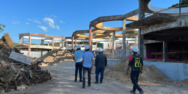 Prefeitura de Manaus acompanha evolução das obras no ‘Local Casa de Praia’