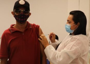 Com aumentos de casos de Covid-19, Amazonas entra na fase amarela