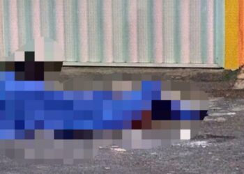 Homem é alvejado em cima de moto por criminosos dentro de carro no Educandos