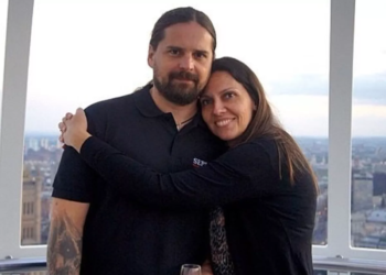 Aos 52 anos, morre esposa de Andreas Kisser, da banda Sepultura