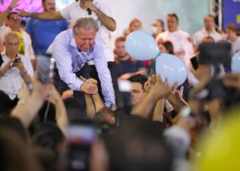 ‘O nome do meu mandato será respeito ao Amazonas’, diz Arthur Neto em evento que oficializa candidaturas do PSDB-Cidadania