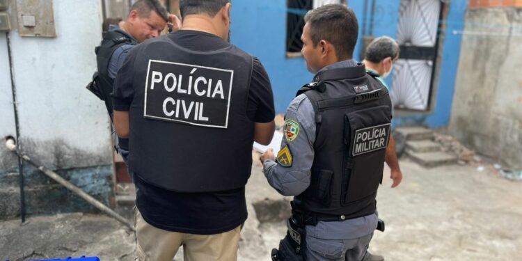 Bebê de 2 meses morre sufocado após mãe dormir em cima dele na rede, em Manaus