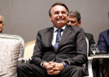 Marcha para Jesus: diante de multidão evangélica, Bolsonaro diz orar ‘todo dia’ pelo Brasil