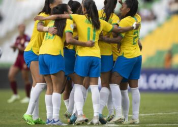 Seleção encara Colômbia em busca do 8º título da Copa América Feminina