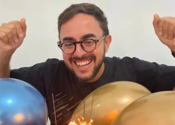 Cantor Bruno Camurati é cortado de festival gospel após revelar ser gay