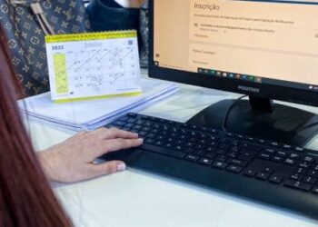 Prefeitura de Manaus inicia inscrições de cursos de inglês, espanhol e libras 