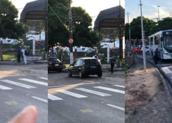 Motorista da linha 359 sai do ônibus para ajudar deficiente visual a atravessar a rua em Manaus