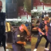 Vídeo: Guarda municipal ‘arreta’ no forró em participação no show da Rabo de Vaca, em Iranduba