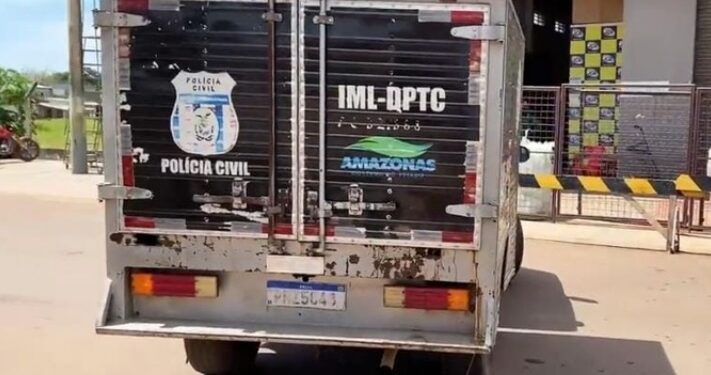 Jovem é assassinado a tiros na casa de namorada em Itacoatiara