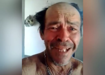 Autor do bordão ‘me dê, papai’, fenômeno nas redes sociais, morre em frente de bar