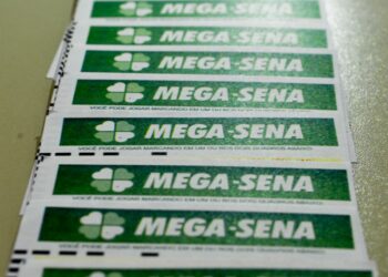 Mega-Sena paga R$ 3 milhões neste sábado