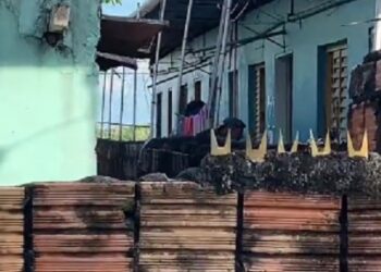 Venezuelana é encontrada morta a facadas dentro de kitnet em Manaus