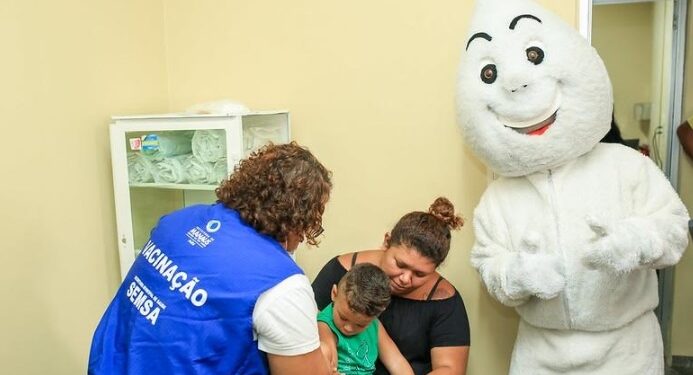 Manaus começa a vacinar crianças a partir de 3 anos contra Covid-19