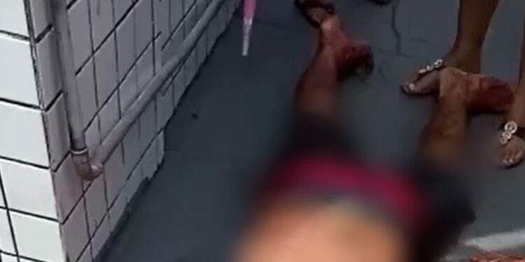 Durante discussão com o pai, filho de 14 anos o mata a facadas em Manaus; vídeo