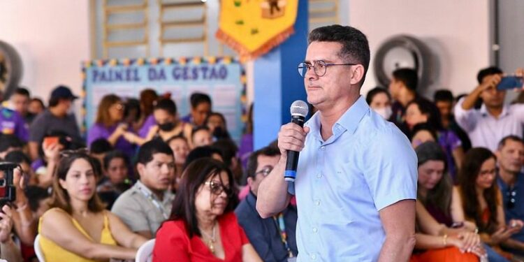 David Almeida confirma pagamento do Fundeb 2022 e a entrega de mais 214 escolas reformadas até o final do ano