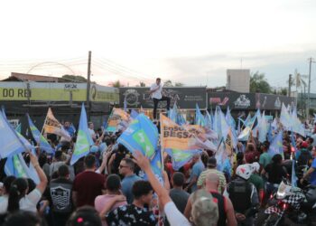 Em Manacapuru, Wilson Lima reúne 7 mil pessoas e destaca entregas para o município