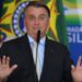 ‘Povo armado jamais será escravizado; comprem suas armas’, diz Bolsonaro