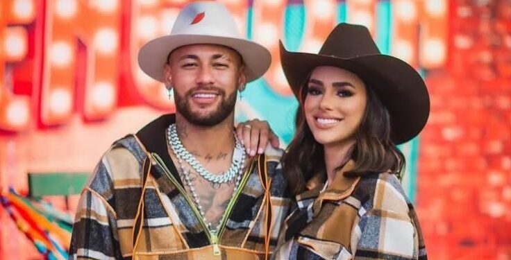 Bruna Bincardi termina namoro após descobrir que levou galhada de Neymar