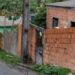 Homem se irrita com latido da cadela da vizinha e mata animal no Amazonas