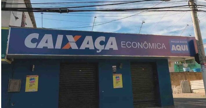 Bar ‘Caixaça Econômica’ é notificado por associar banco à birita  