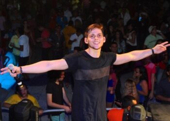 Ex-vocalista da banda Água Cristalina desaparece durante viagem ao interior do Amazonas