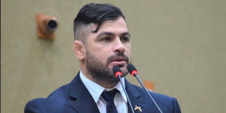 Vereador Carpê acumula patrimônio de R$ 474 mil e tenta trocar CMM por Aleam antes de terminar mandato