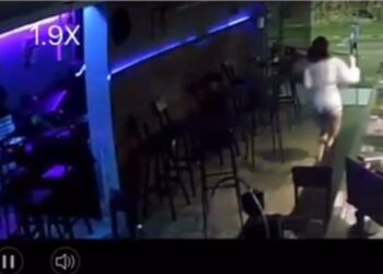 Jovem de 20 anos é executado com 50 tiros dentro de tabacaria no P.10 por grupo criminoso