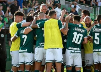 goias_x_atletico-go_brasleiro-Brasileirão_ Goiás vence dérbi com Atlético-GO e dorme na 9ª posição