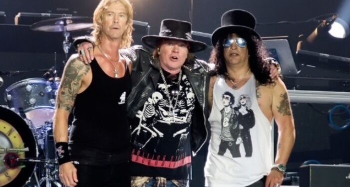 Avião da banda Guns N’ Roses desembarca em Manaus nesta segunda-feira