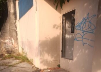 Homem é encontrado morto na calçada da escola no Santa Etelvina