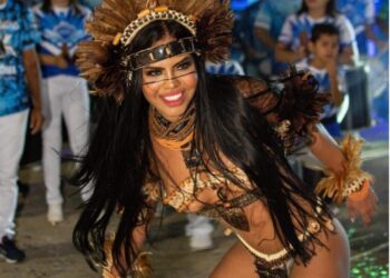 Vídeo: Luana Alfaia estreia como cunhã-poranga oficial do boi Diamante Negro 