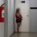 Mãe surta e tenta matar os filhos com faca de pão em Manaus