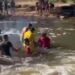 Criança de 10 anos morre afogada em rio após ser sugada por manilha