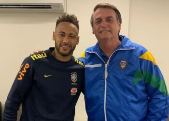 Neymar manda recado a Bolsonaro após visita do Presidente à instituto: ‘visita ilustre’